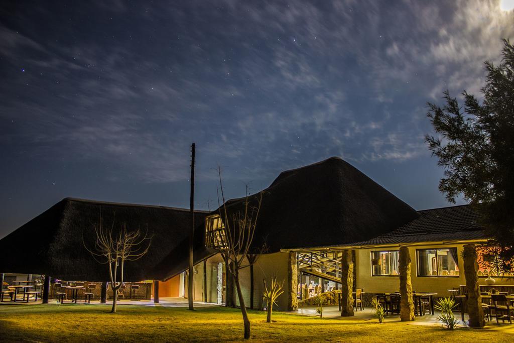 Etotongwe Lodge Outjo Exteriér fotografie